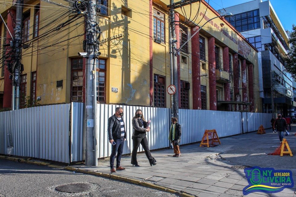 No momento, você está visualizando Descaso com a antiga Casa de Cultura